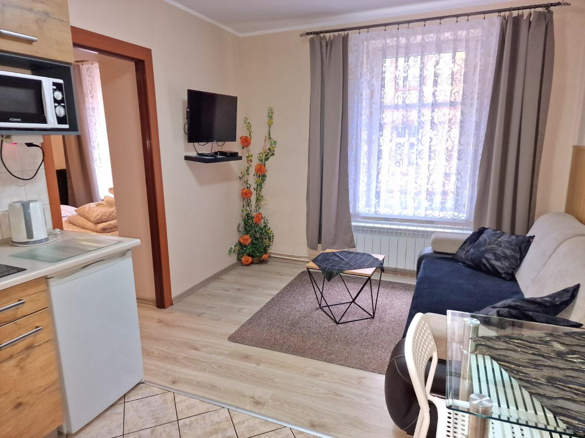 Aparthouse Apartamenty Centrum - In The City Center Near The Train Station Katowice Exterior foto