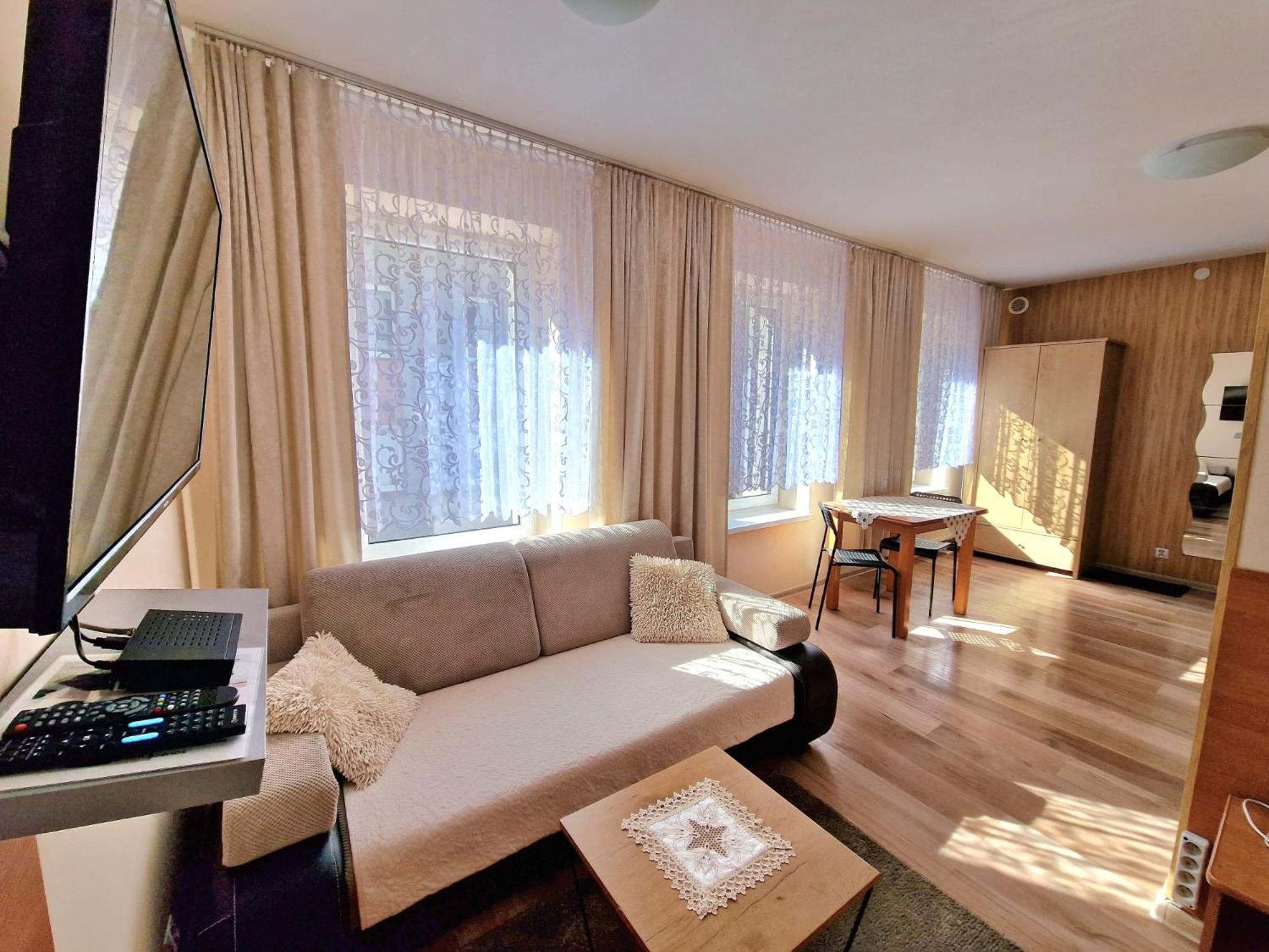 Aparthouse Apartamenty Centrum - In The City Center Near The Train Station Katowice Exterior foto