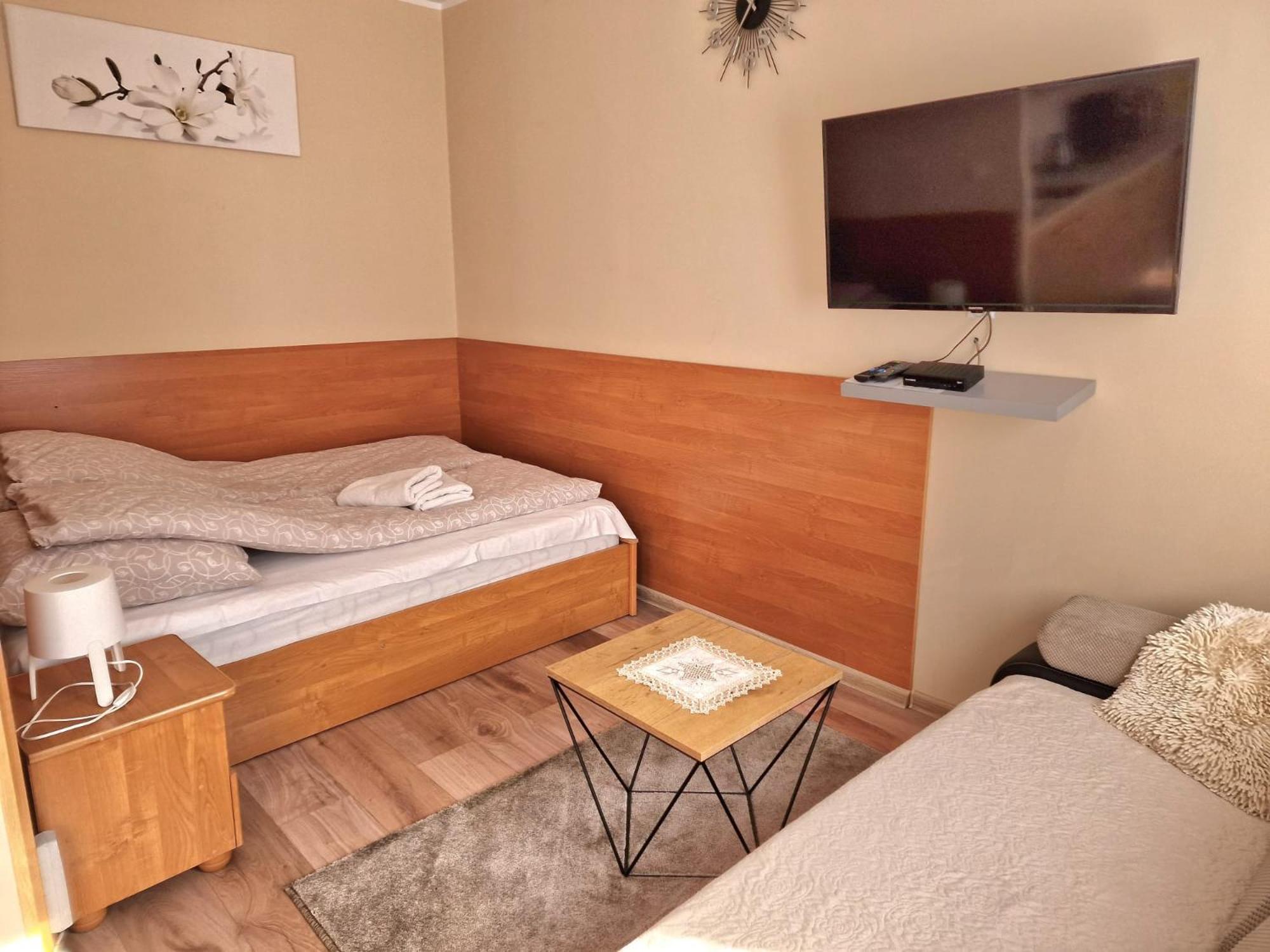 Aparthouse Apartamenty Centrum - In The City Center Near The Train Station Katowice Exterior foto