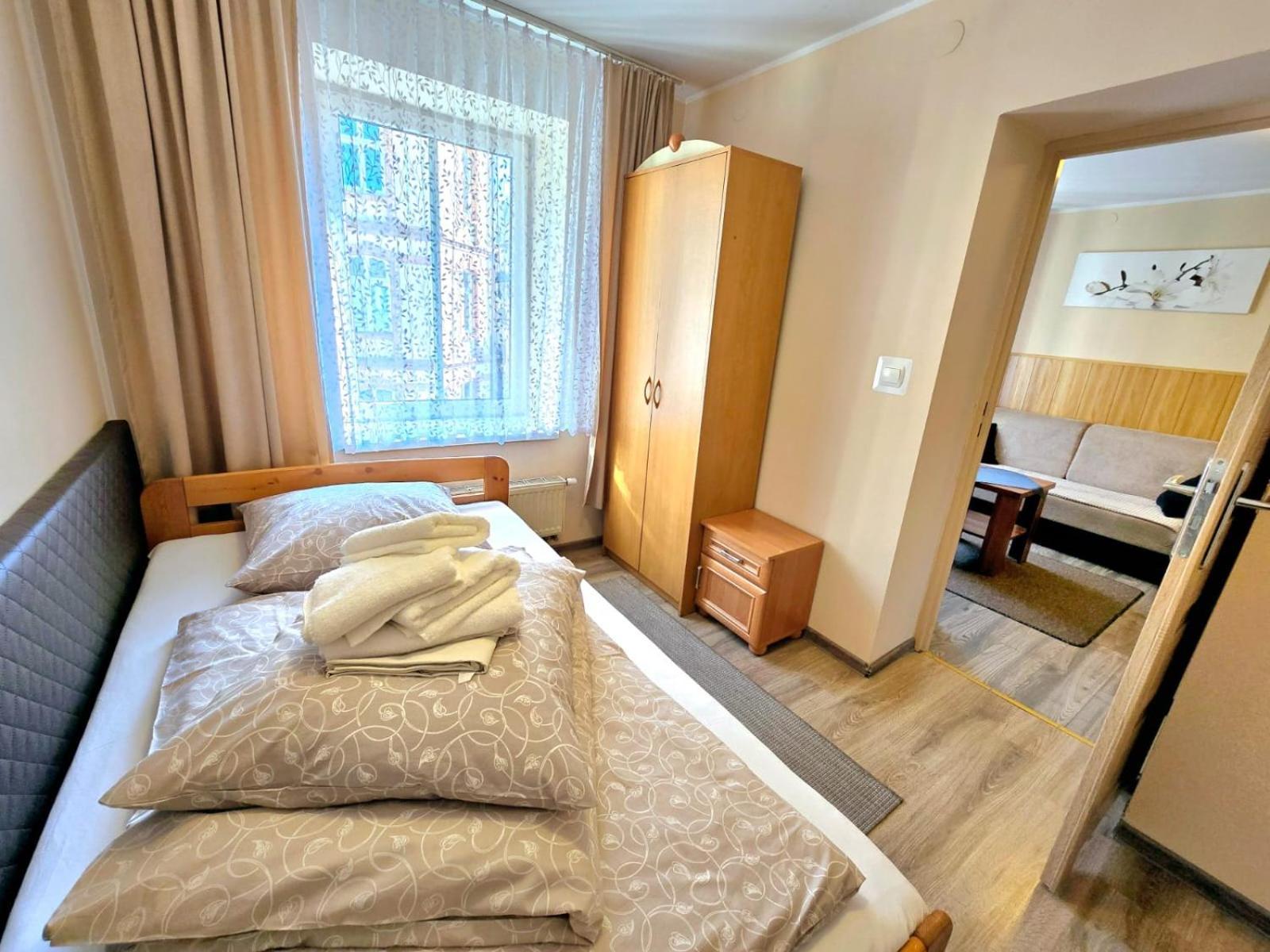 Aparthouse Apartamenty Centrum - In The City Center Near The Train Station Katowice Cameră foto